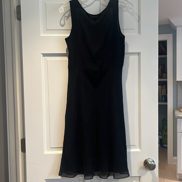 Ann Taylor Black silk midi dress - Picture 4 of 8
